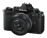 Digitalni fotoaparat NIKON Z fc + 28mm f/2.8 SE, 20,9 Mp, DX CMOS senzor, 4K Ultra HD, crni