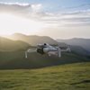 Dron DJI Mini 4 Pro, 4K kamera, 3-axis gimbal, vrijeme leta do 34min, daljinski upravljač, bijeli