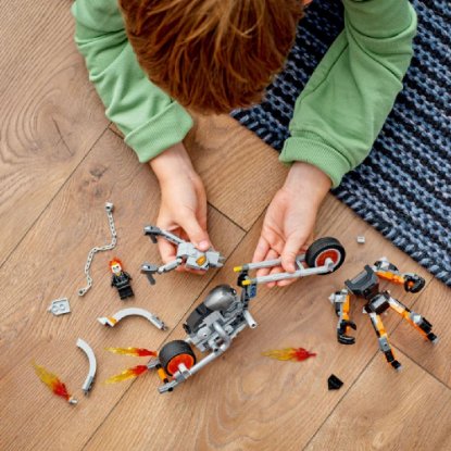 LEGO SUPER HEROES Ghost Riderova mehanika i motocikl