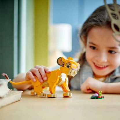 LEGO DISNEY CLASSIC Simba, mali kralj lavova