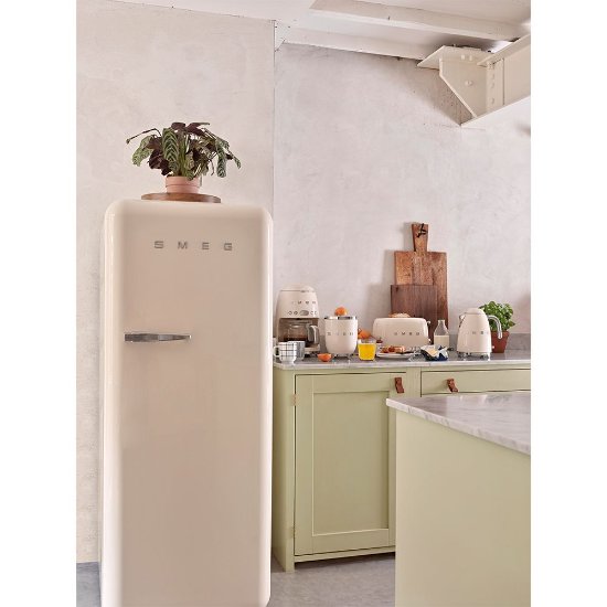 Hladnjak SMEG FAB28RCR5, retro, kombinirani, 172 cm, 244/26 l, energetski razred D, krem