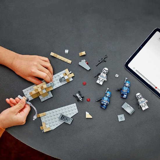 LEGO STAR WARS Bojni komplet Zasjeda na Mandaloreu™