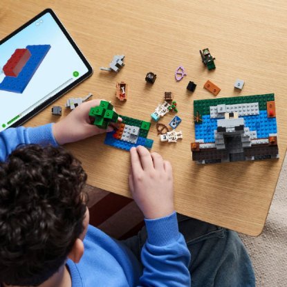 LEGO MINECRAFT Vučja utvrda