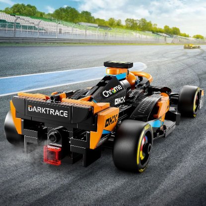 LEGO SPEED CHAMPIONS Trkaći automobil McLaren za Formulu 1 iz 2023.