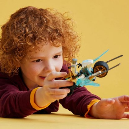 LEGO NINJAGO Zaneov ledeni motocikl