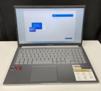 RABLJENI - Laptop ASUS VivoBook 15 M1502YA-BQ190W / Ryzen 7 7730U, 16GB, 512GB SSD, AMD Radeon Graphics, 15.6" FHD IPS, Windows 11, srebrni