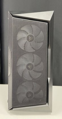 RABLJENI - Računalo LINKS Gaming G118A / Ryzen 5 5600, 16GB DDR4, 1TB SSD NVMe, RX7600 8GB, WIFI, bez OS