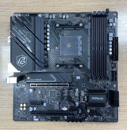 RABLJENI - Matična ploča ASROCK B550M Phantom Gaming 4, AMD B550, mATX, s. AM4