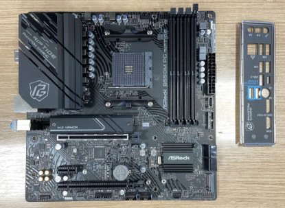 RABLJENI - Matična ploča ASROCK B550M Phantom Gaming 4, AMD B550, mATX, s. AM4