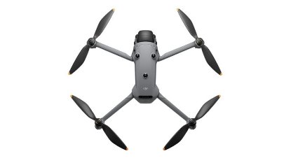 Dron DJI Mavic 4 Pro, 6K kamera, 3-axis gimbal, vrijeme leta do 51 min, upravljanje daljinskim upravljačem