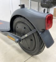 RABLJENI - Električni romobil SEGWAY Ninebot KickScooter F2 Plus E, autonomija do 55km, brzina 25km/h, kotači 10˝, crni