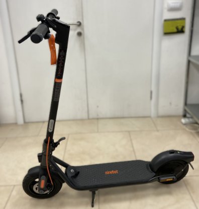 RABLJENI - Električni romobil SEGWAY Ninebot KickScooter F2 Plus E, autonomija do 55km, brzina 25km/h, kotači 10˝, crni