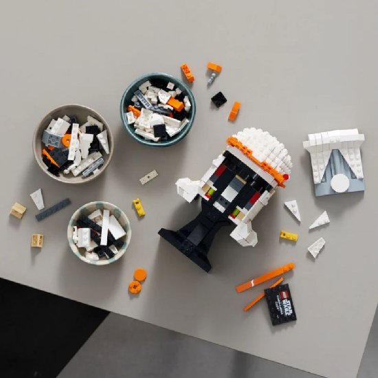 LEGO STAR WARS Kaciga klonskog poveljnika Codyja™