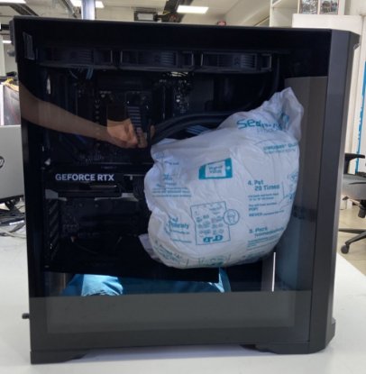 RABLJENI - Računalo EPOCH Gaming PC Aquila / Ryzen 7 9800X3D, 32GB DDR5, 2TB SSD NVMe, nVidia GeForce RTX 5080 16GB, WiFi, Windows 11, crno