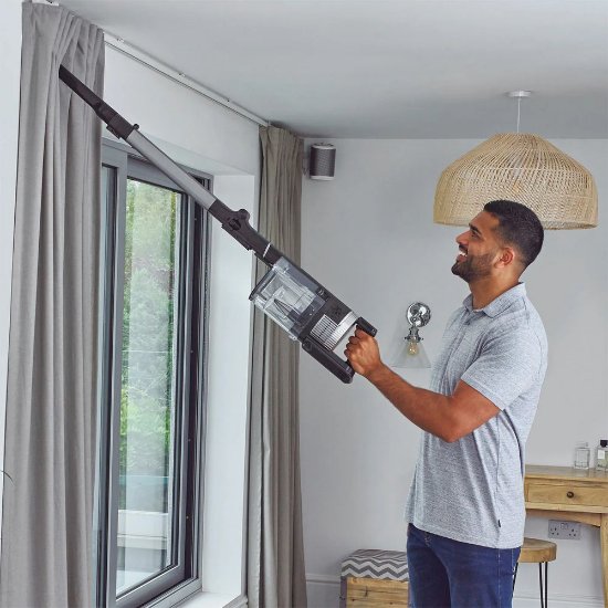Usisavač SHARK IZ420EUT Stratos True Pet DuoClean+PowerFins Plus, 28.8 V, 0,7l, bežični, štapni, Anti Hair Wrap, crni