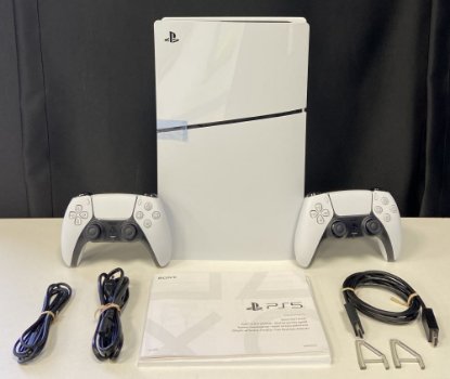 RABLJENI - Igraća konzola SONY PlayStation 5 Slim D Chassis, 1TB SSD, Blu-ray, DualSense kontroler, bijela + DualSense kontroler