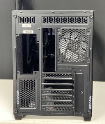 RABLJENI - Kućište LC POWER 8001B Pro-Storm Dark, MIDI, ATX, bez napajanja, crno