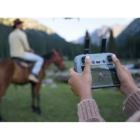 Dron DJI Mini 4 Pro Fly More Combo, 4K kamera, 3-axis gimbal, vrijeme leta do 34 min, DJI RC 2 daljinski upravljač, bijeli