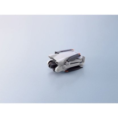 Dron DJI Mavic Mini 3 Fly More Combo, 4K kamera, 3-axis gimbal, vrijeme leta do 38min, upravljanje daljinskim upravljačem, bijeli