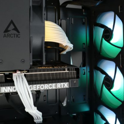 PREORDER - Računalo EPOCH Triton / Core Ultra 5 245K, 32GB DDR5, 2TB SSD NVMe, nVidia GeForce RTX 5060 Ti 16GB, WiFi, Windows 11, crno