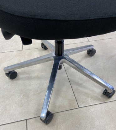 RABLJENI - Ergonomska uredska stolica ERGOVISION Flex 02, crna