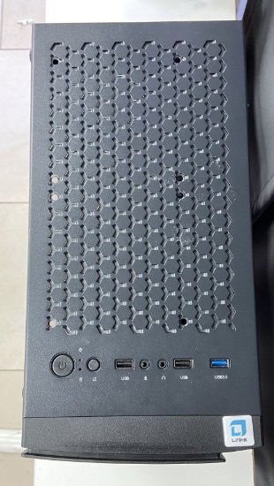 RABLJENI - Računalo LINKS Gaming PC G117I / Core i5 10400F, 16GB DDR4, 500GB SSD NVMe, RX 6600XT 8GB, WIFI, bez OS