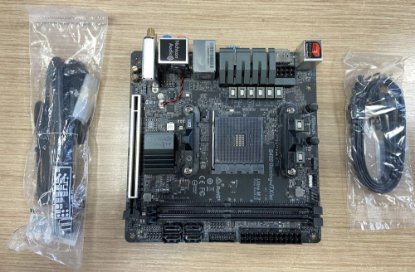 RABLJENI - Matična ploča ASROCK B450 Gaming ITX/AC, AMD B450, DDR4, ITX, s. AM4