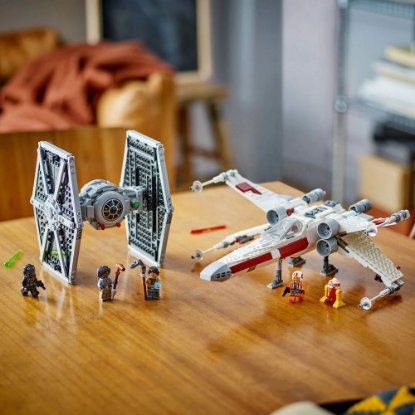 LEGO STAR WARS TIE Fighter i X-Wing u kombinaciji