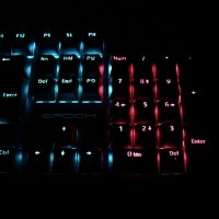 Tipkovnica EPOCH Rhea, RGB, mehanička, crveni switch, UK/HR layout, crna, USB