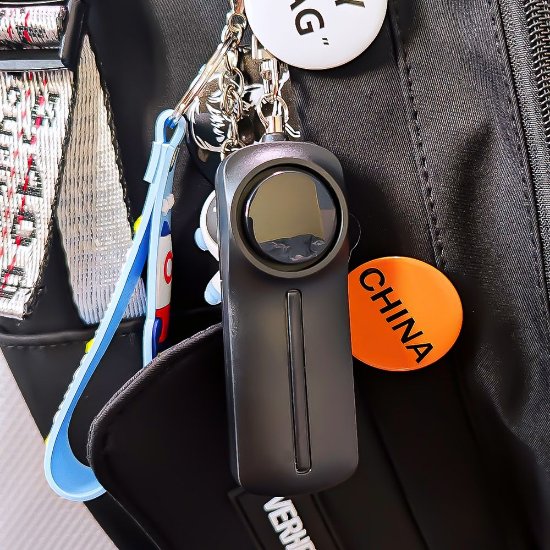 Osobni alarm ARIZA AF-9400, privjesak, LED svjetlo, crni