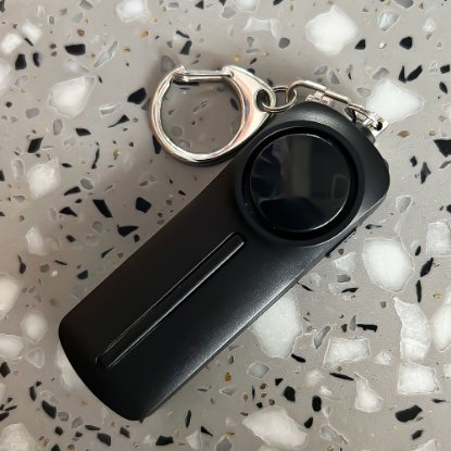 Osobni alarm ARIZA AF-9400, privjesak, LED svjetlo, crni