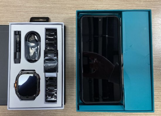 OPEN BOX - Mobitel CUBOT KingKong 11, 6,72", 16GB, 256GB, Android 15, crni + Pametni sat CUBOT GT3 Amoled, crni