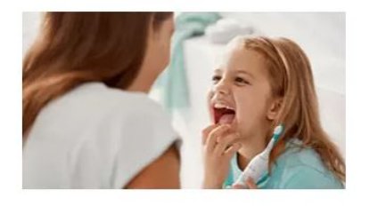 Električna četkica za zube PHILIPS HX6352/42, sonična, smart, dječja, BT, ružičasta