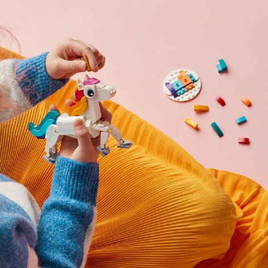 LEGO CREATOR Čarobni jednorog