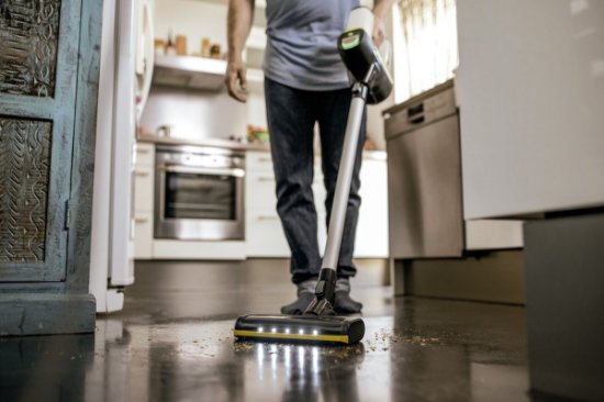 Usisavač KARCHER VC 6 Cordless ourFamily, 25,2 V, 50min, 800ml, štapni, bijeli