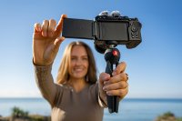 Digitalni fotoaparat NIKON Z30 Vlogger Kit, 20,9 Mp, DX CMOS senzor, 4K Ultra HD, crni