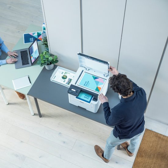 Multifunkcijski printer BROTHER DCPL3520CDW, laser, printer/scanner/copy, duplex, 600dpi, WiFi