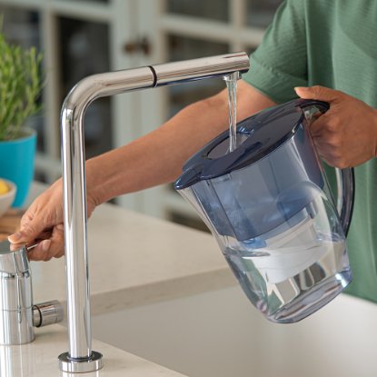 Vrč za filtriranje vode AQUA OPTIMA Oria + Filter, 2,8 l, plavi