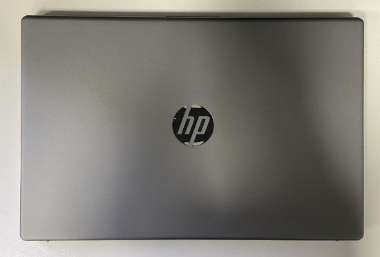 RABLJENI - Laptop HP 255 G10 B39V4AT / Ryzen 3 7330U, 16GB, 512GB SSD, AMD Radeon Graphics, 15.6" FHD VA, Windows 11, srebrni