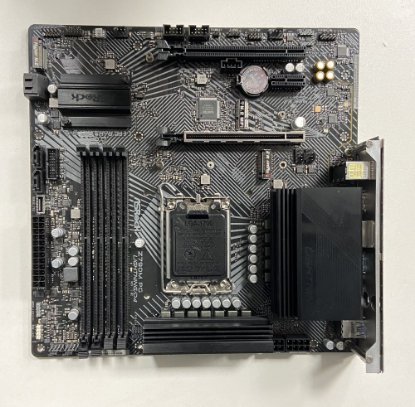 RABLJENI - Matična ploča ASROCK Z790M PG Lightning/D4, Intel Z790, DDR4, mATX, s. 1700