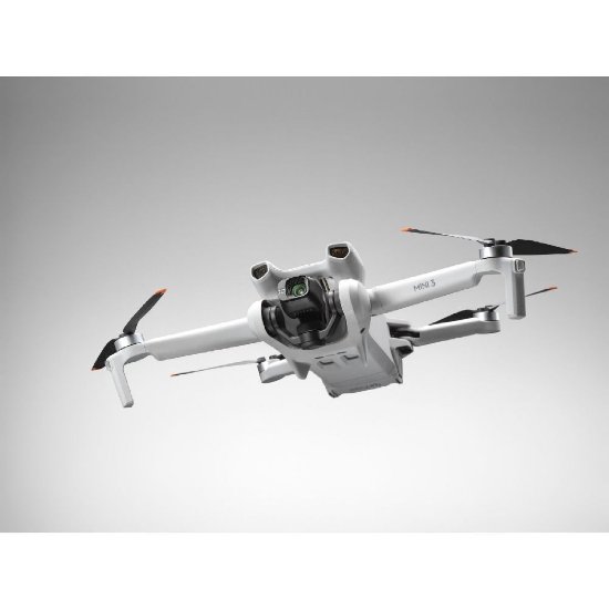 Dron DJI Mini 3 Fly More Combo, 4K kamera, 3-axis gimbal, vrijeme leta do 38min, upravljanje daljinskim upravljačem, bijeli
