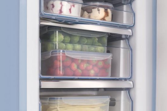 Hladnjak AMICA FK2965.3LAA, kombinirani, 181 cm, No frost, 181/63 l, SoftClose, energetski razred E, plavi