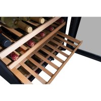 Ugradbeni hladnjak za vino AMICA WCB1K54B24.1, 24 boce, 45 cm, 63 l, energetski razred G, crni