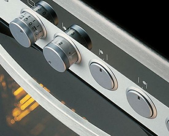 Ugradbena pećnica AMICA BOC5542S, 65 l, 11 funkcija pećnice, energetski razred A, crna