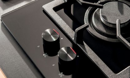 Ugradbena ploča AMICA DP 6413 LZBG, plinska, 60 cm, 4 plamenika, staklokeramika, crna