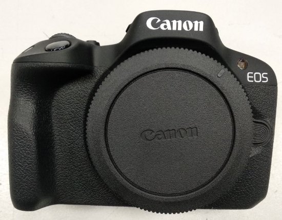 RABLJENI - Digitalni fotoaparat CANON EOS R50 + RF-S 18-45mm f/4.5-6.3 IS STM, 24,2 Mp, 4K Ultra HD, crni