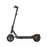 Električni romobil XIAOMI Electric Scooter 5 Max, autonomija do 60km, brzina 25km/h, kotači 10˝