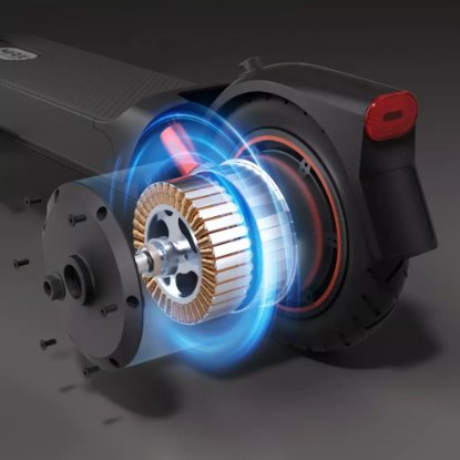 Električni romobil XIAOMI Electric Scooter 5 Max, autonomija do 60km, brzina 25km/h, kotači 10˝