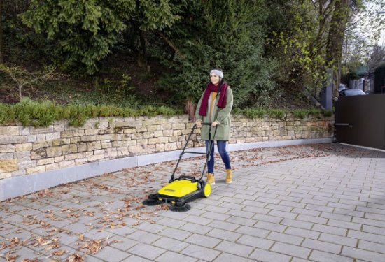 Čistač na guranje KARCHER S 4 Twin, 20L, 2400m2/h