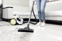 Usisavač KARCHER VC 3, 700W, HEPA 13, energetski razred A, bijeli